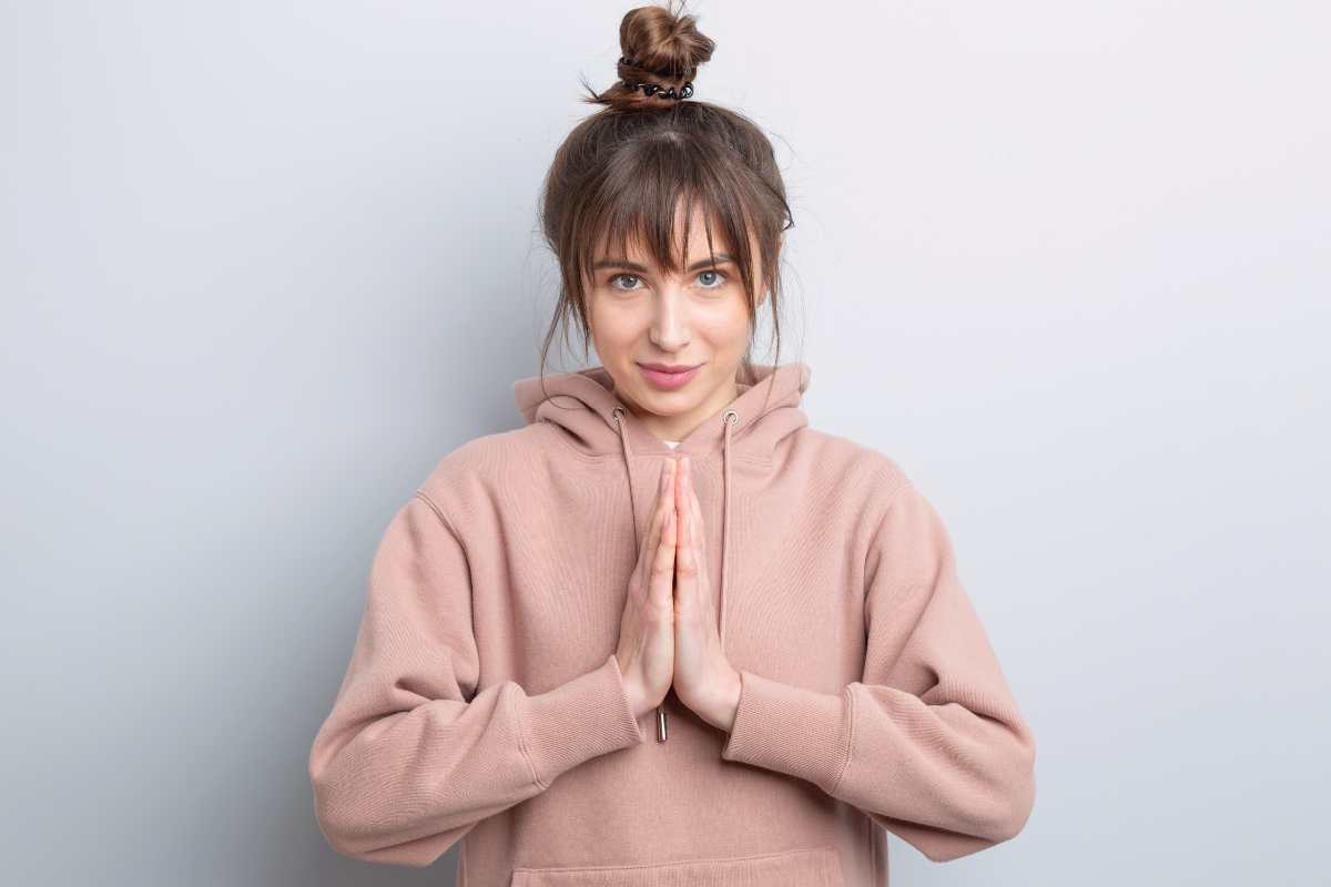 Grateful pose on Get2mindset website